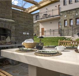 5 bedroom villa with heated pool near Momjan, Istria, sleep 12